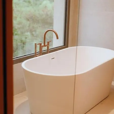élégance Et Luxe Au Canadel Villa