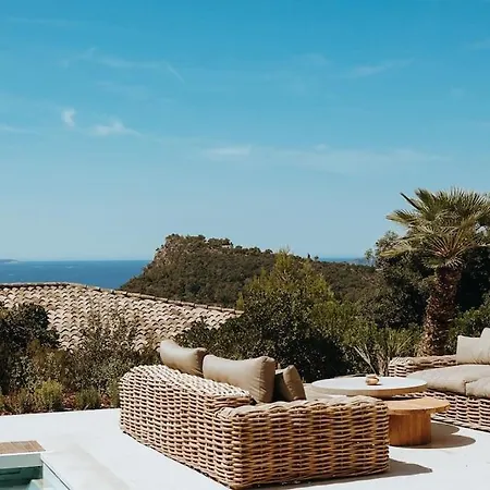 élégance Et Luxe Au Canadel *